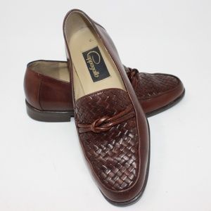 Pappagallo Women's 6M Basket Weave Leather Loafers